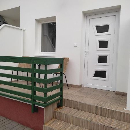 Bamboo Apartman Сиофок Екстериор снимка