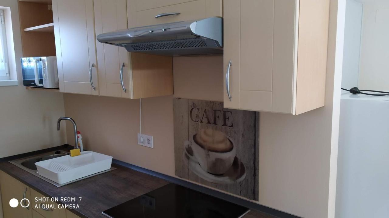 Bamboo Apartman Сиофок Екстериор снимка