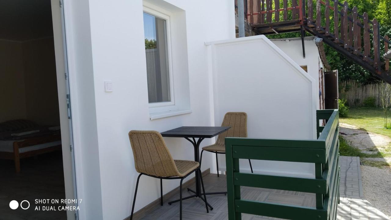 Bamboo Apartman Сиофок Екстериор снимка